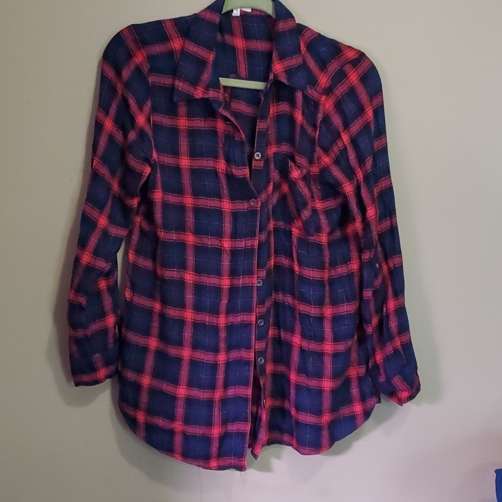 Maurices plaid shirt size large